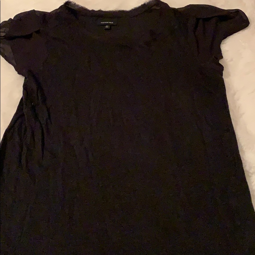 Black short sleeve shirt